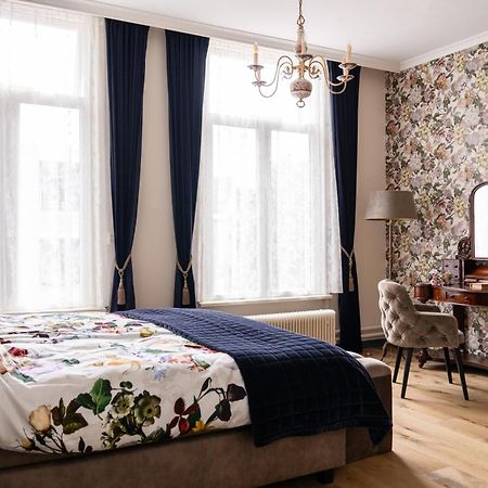 De Jonge Barones Bed & Breakfast Beetsterzwaag Bagian luar foto