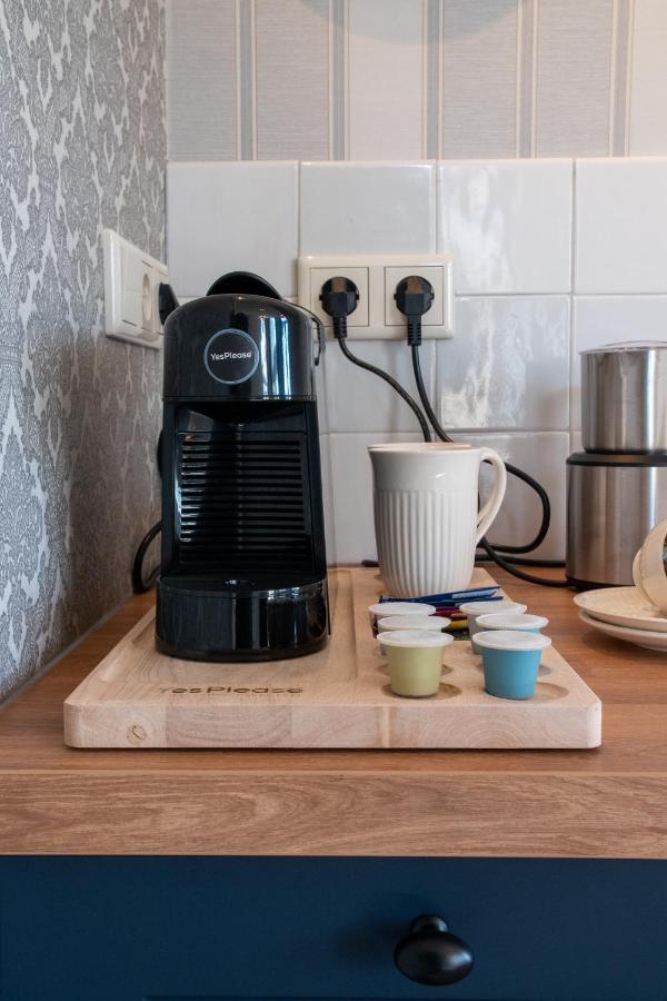 De Jonge Barones Bed & Breakfast Beetsterzwaag Bagian luar foto